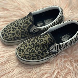 Vans- Girls Leopard/Zebra print sneakers. Size 2.